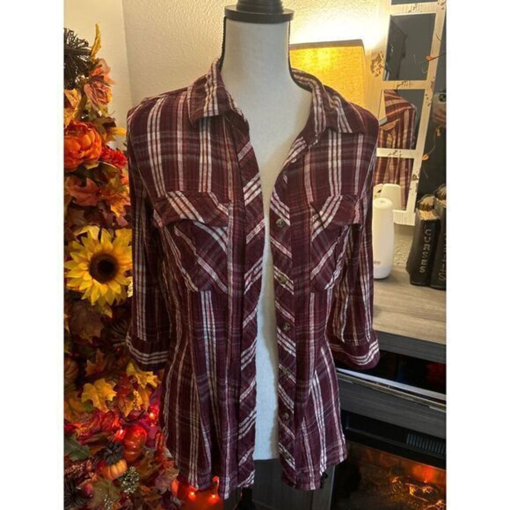 BKE plaid womens shirt‎ 3/4 sleeve size M